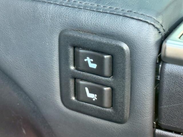 アルファード ２．５Ｓ　Ｃパッケージ　モデリスタエアロ　サンルーフ　アルパイン１１型ナビＴＶ　アルパイン１２．８型後席モニター　ＥＴＣ　両側パワースライドドア　ベンチレーション　セーフティセンス　パワーバックドア　３眼ＬＥＤ（34枚目）