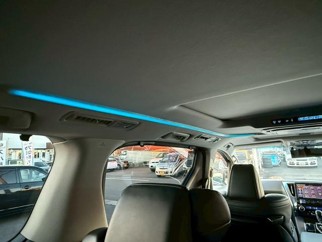 アルファード ２．５Ｓ　Ｃパッケージ　モデリスタエアロ　サンルーフ　アルパイン１１型ナビＴＶ　アルパイン１２．８型後席モニター　ＥＴＣ　両側パワースライドドア　ベンチレーション　セーフティセンス　パワーバックドア　３眼ＬＥＤ（43枚目）