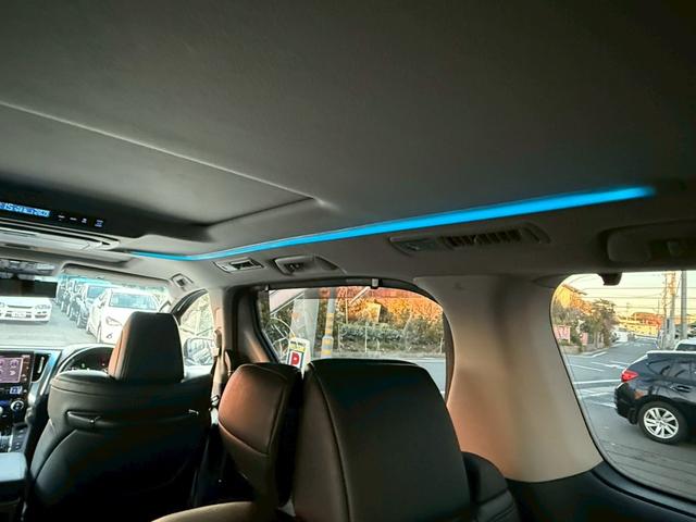 アルファード ２．５Ｓ　Ｃパッケージ　モデリスタエアロ　サンルーフ　アルパイン１１型ナビＴＶ　アルパイン１２．８型後席モニター　ＥＴＣ　両側パワースライドドア　ベンチレーション　セーフティセンス　パワーバックドア　３眼ＬＥＤ（44枚目）