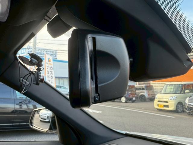 X1 xDrive 18d Mスポーツ 純正ナビ バックカメラ CDDVD ETC 本革 シートヒーター パワーシート ドライビングモード コンフォートアクセス パーキングアシスト レーンキープ 衝突軽減 レーダークルーズ ユーザー買取(8枚目)