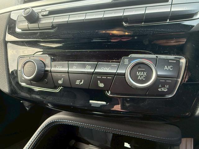 X1 xDrive 18d Mスポーツ 純正ナビ バックカメラ CDDVD ETC 本革 シートヒーター パワーシート ドライビングモード コンフォートアクセス パーキングアシスト レーンキープ 衝突軽減 レーダークルーズ ユーザー買取(9枚目)