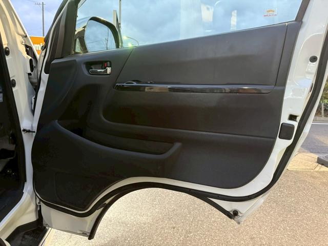 ハイエースバン スーパーＧＬ　ダークプライムＩＩ　両側パワースライドドア　地デジナビ　バックカメラ　スマートキー　ベッドキット　セーフティセンス　Ｗエアバック　ＬＥＤヘッドランプ　ＬＥＤフォグランプ　フロントスポイラー　社外１６ｉｎＡＷ（17枚目）