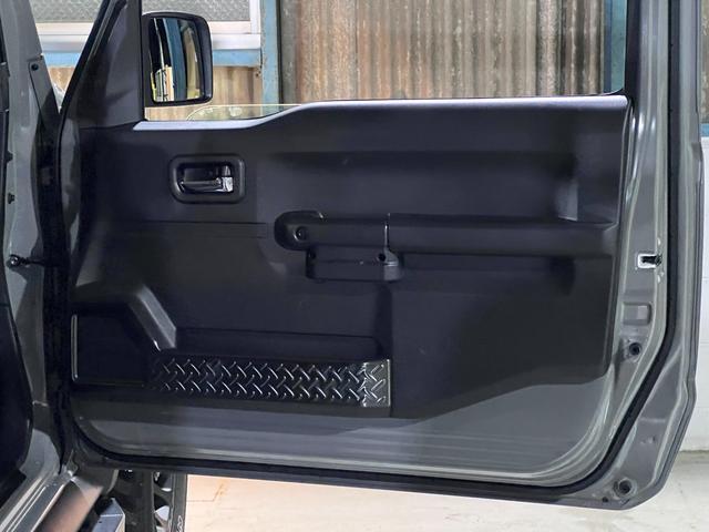 ジムニーシエラ ＪＣ　９インチディスプレイオーディオ／Ａｐｐｌｅ　ｃａｒｐｌａｙ／デルタフォースアルミ／ＤＵＮＬＯＰマッドテレーンタイヤ／バックカメラ／ＥＴＣ／デジタルインナーミラー／フルエアロ／車検対応マフラー（11枚目）