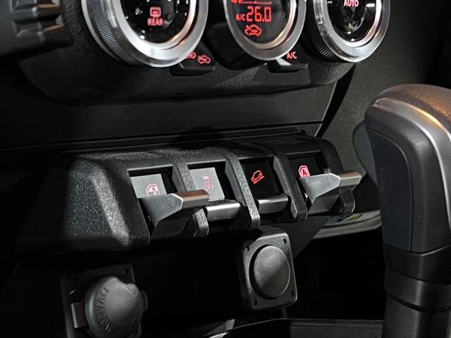 ジムニーシエラ ＪＣ　９インチディスプレイオーディオ／Ａｐｐｌｅ　ｃａｒｐｌａｙ／デルタフォースアルミ／ＤＵＮＬＯＰマッドテレーンタイヤ／バックカメラ／ＥＴＣ／デジタルインナーミラー／フルエアロ／車検対応マフラー（17枚目）