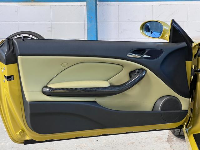 M3 M3クーペ M3クーペ(5名)左ハンドル/6速MT/サンルーフ/フェニックスイエロー/直列6気筒エンジン/BBS18インチアルミホイール/ETC/イエローレザー内装(5枚目)