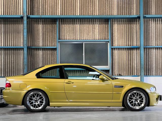 M3 M3クーペ M3クーペ(5名)左ハンドル/6速MT/サンルーフ/フェニックスイエロー/直列6気筒エンジン/BBS18インチアルミホイール/ETC/イエローレザー内装(29枚目)