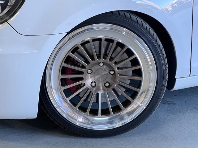 ゴルフ ＧＴＩ　ＧＴＩ（５名）ディスプレイオーディオ／ＡＩＲＬＩＦＴエアサス／ＰＯＫＡＬアルミホイール／６速ＤＳＧ／ターボ／パドルシフト／ＢＬＵＥＴＯＯＴＨ／パワーウインドウ／ＬＥＤフォグランプ（29枚目）