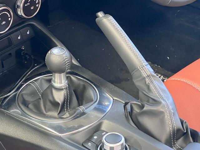 ロードスター ブラウン・トップ Apple carplay/Airforceエアサス・スーパーパフォーマンス/シェブロンホイール/TOYOプロクセスタイヤ/純正ホイール/バックカメラ/ETC/クリアランスソナー/6速MT(9枚目)