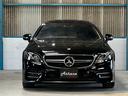 フロントビュー/メルセデスらしさが詰まったフロントビューです!サンルーフ装着車!フルブラックのエクステリアが威圧感を出してくれます!