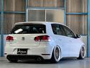 ＧＴＩ　ＧＴＩ（５名）ディスプレイオーディオ／ＡＩＲＬＩＦＴエアサス／ＰＯＫＡＬアルミホイール／６速ＤＳＧ／ターボ／パドルシフト／ＢＬＵＥＴＯＯＴＨ／パワーウインドウ／ＬＥＤフォグランプ（28枚目）