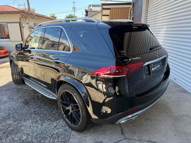ＧＬＥ ＧＬＥ４００ｄ　４マチックスポーツ　４ＷＤ　ドライブレコーダー　３６０°カメラ　パノラミックススライディングルーフ　全席パワーシート、シートヒーター　ブルメスターサウンド　置くだけ充電　温冷機能付きカップホルダー　ＡＭＧ２２ＡＷ（3枚目）