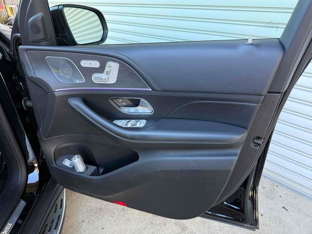 ＧＬＥ ＧＬＥ４００ｄ　４マチックスポーツ　４ＷＤ　ドライブレコーダー　３６０°カメラ　パノラミックススライディングルーフ　全席パワーシート、シートヒーター　ブルメスターサウンド　置くだけ充電　温冷機能付きカップホルダー　ＡＭＧ２２ＡＷ（17枚目）