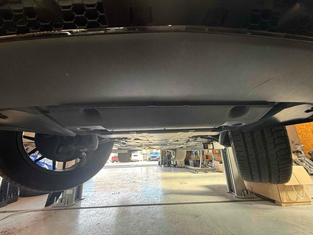 ＧＬＥ ＧＬＥ４００ｄ　４マチックスポーツ　４ＷＤ　ドライブレコーダー　３６０°カメラ　パノラミックススライディングルーフ　全席パワーシート、シートヒーター　ブルメスターサウンド　置くだけ充電　温冷機能付きカップホルダー　ＡＭＧ２２ＡＷ（47枚目）