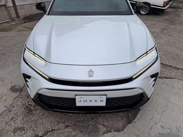 クラウンスポーツ Ｚ　Ｅ－Ｆｏｕｒ　４ＷＤ　ＣＰＣプレミアムダブルＧＮ　マットロイヤルタイプ　ラゲージマットベーシックタイプ　プロジェクションカーテシイルミ　サイドエンブレム　　カットフィルム（6枚目）