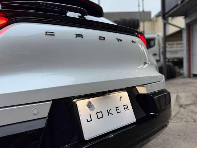 クラウンスポーツ Ｚ　Ｅ－Ｆｏｕｒ　４ＷＤ　ＣＰＣプレミアムダブルＧＮ　マットロイヤルタイプ　ラゲージマットベーシックタイプ　プロジェクションカーテシイルミ　サイドエンブレム　　カットフィルム（20枚目）