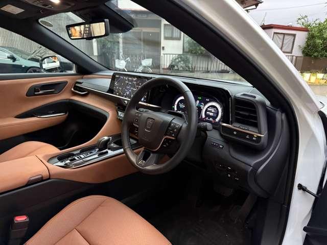 クラウンスポーツ Ｚ　Ｅ－Ｆｏｕｒ　４ＷＤ　ＣＰＣプレミアムダブルＧＮ　マットロイヤルタイプ　ラゲージマットベーシックタイプ　プロジェクションカーテシイルミ　サイドエンブレム　　カットフィルム（24枚目）