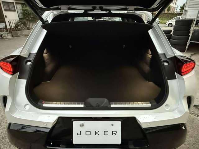 クラウンスポーツ Ｚ　Ｅ－Ｆｏｕｒ　４ＷＤ　ＣＰＣプレミアムダブルＧＮ　マットロイヤルタイプ　ラゲージマットベーシックタイプ　プロジェクションカーテシイルミ　サイドエンブレム　　カットフィルム（38枚目）