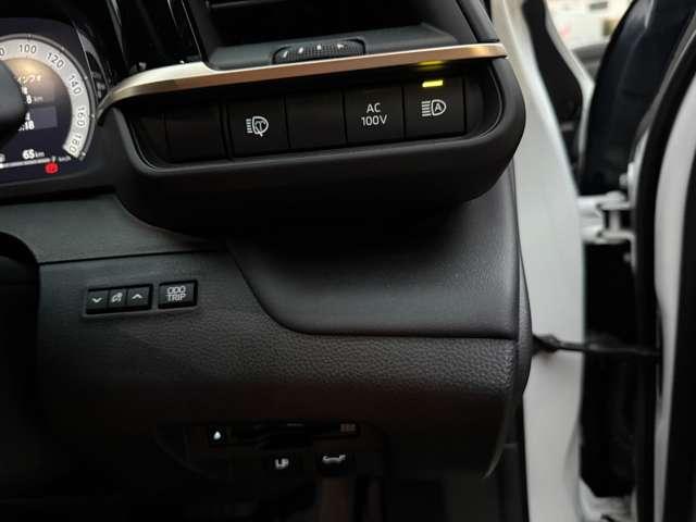 クラウンスポーツ Ｚ　Ｅ－Ｆｏｕｒ　４ＷＤ　ＣＰＣプレミアムダブルＧＮ　マットロイヤルタイプ　ラゲージマットベーシックタイプ　プロジェクションカーテシイルミ　サイドエンブレム　　カットフィルム（46枚目）