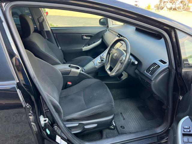 プリウス Ｓ　純正ナビ　ＴＶ　ＥＴＣ　Ｂカメラ（16枚目）