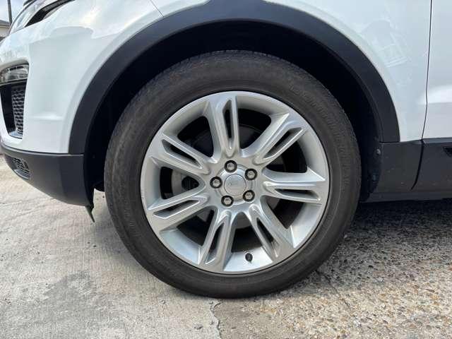 レンジローバーイヴォーク ＨＳＥ　４ＷＤ　ガラスルーフ　ＥＴＣ　ドラレコ　Ｂｌｕｅｔｏｏｔｈ　バックカメラ（22枚目）