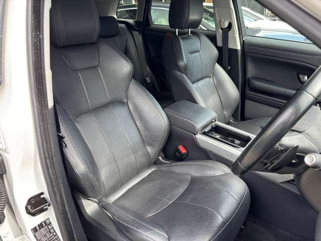 レンジローバーイヴォーク ＨＳＥ　４ＷＤ　ガラスルーフ　ＥＴＣ　ドラレコ　Ｂｌｕｅｔｏｏｔｈ　バックカメラ（25枚目）