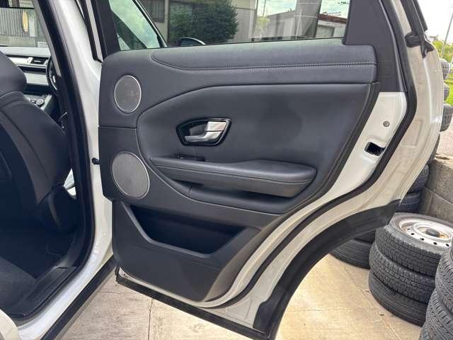 レンジローバーイヴォーク ＨＳＥ　４ＷＤ　ガラスルーフ　ＥＴＣ　ドラレコ　Ｂｌｕｅｔｏｏｔｈ　バックカメラ（32枚目）