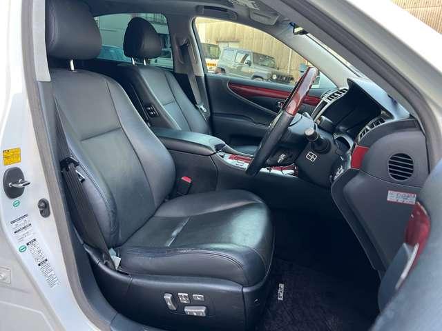 ＬＳ ＬＳ６００ｈ　バージョンＳ　Ｉパッケージ　ハイブリッド　４ＷＤ（32枚目）