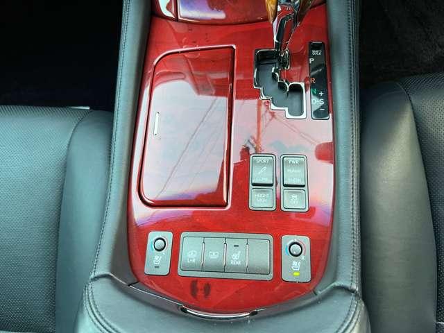 ＬＳ ＬＳ６００ｈ　バージョンＳ　Ｉパッケージ　ハイブリッド　４ＷＤ（39枚目）