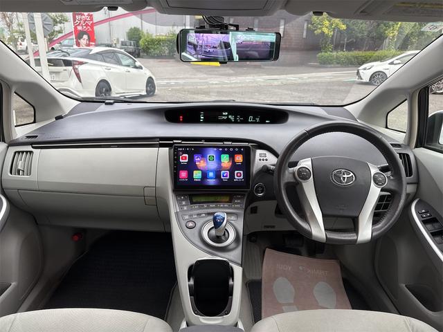 プリウス Ｓ　ＬＥＤエディション　１０インチディスプレイオーディオ　カープレイ　前後ドラレコ　ＥＴＣＢｌｕｅｔｏｏｔｈ　バックカメラ　オートライト　ＬＥＤヘッドランプヘッドライトウォッシャー　　スマートキー　電動格納ミラー　記録簿（2枚目）