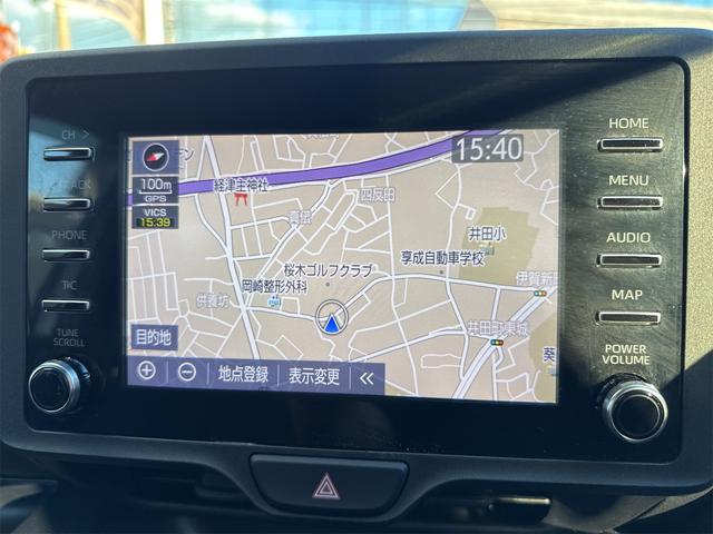 ヤリス ハイブリッドＸ　ドライブレコーダー　ＥＴＣ　ナビ　クリアランスソナー　オートクルーズコントロール　レーンアシスト　オートマチックハイビーム　オートライト　キーレスエントリー　電動格納ミラー　ＣＶＴ　ＵＳＢ（3枚目）