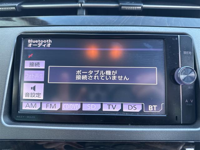 プリウス Sマイコーデ 後期 禁煙車 フルセグ Bluetooth バックカメラ ETC CD DVD ハーフレザー LEDライト LEDフォグ オートエアコン キーレスバイザー TVキャンセラー プッシュスタート(6枚目)