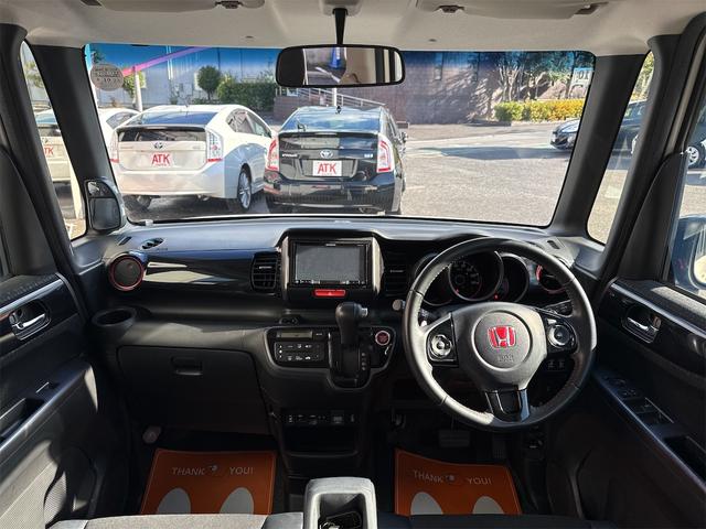 N-BOXカスタム G・ターボLパッケージ 4WD ターボ ツートンカラー ナビ バックカメラ ETC シートヒーター 両側電動スライド クルーズコントロール パドルシフト ワンセグ TV パドルシフト アルミ 車検R9年10月 キーレス(2枚目)