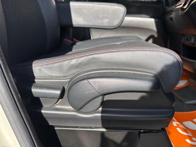 N-BOXカスタム G・ターボLパッケージ 4WD ターボ ツートンカラー ナビ バックカメラ ETC シートヒーター 両側電動スライド クルーズコントロール パドルシフト ワンセグ TV パドルシフト アルミ 車検R9年10月 キーレス(17枚目)