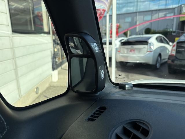 N-BOXカスタム G・ターボLパッケージ 4WD ターボ ツートンカラー ナビ バックカメラ ETC シートヒーター 両側電動スライド クルーズコントロール パドルシフト ワンセグ TV パドルシフト アルミ 車検R9年10月 キーレス(18枚目)