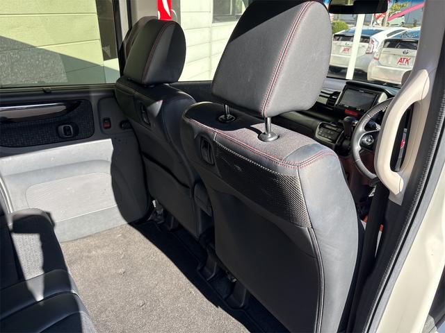 N-BOXカスタム G・ターボLパッケージ 4WD ターボ ツートンカラー ナビ バックカメラ ETC シートヒーター 両側電動スライド クルーズコントロール パドルシフト ワンセグ TV パドルシフト アルミ 車検R9年10月 キーレス(25枚目)