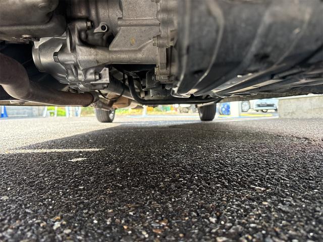 N-BOXカスタム G・ターボLパッケージ 4WD ターボ ツートンカラー ナビ バックカメラ ETC シートヒーター 両側電動スライド クルーズコントロール パドルシフト ワンセグ TV パドルシフト アルミ 車検R9年10月 キーレス(29枚目)