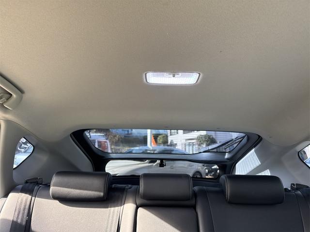 プリウス Ｇ　禁煙車　後期　クルーズコントロール　パワーシフト　純正ナビ　ＥＴＣ　バックカメラ　ドライブレコーダー　ＬＥＤヘッドライト　フォグランプ　スマートキー　Ｂｌｕｅｔｏｏｔｈ　ＣＤ　ＤＶＤ　ＧＰＳローン対応（48枚目）