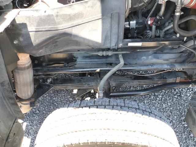 クオン 　平ボディ・最大積載１４２００ｋｇ（39枚目）