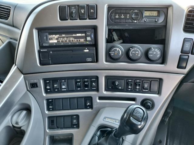 クオン 　平ボディ・最大積載１４２００ｋｇ（43枚目）