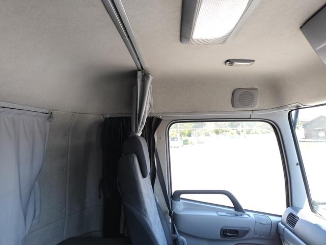 クオン 　平ボディ・最大積載１４２００ｋｇ（57枚目）