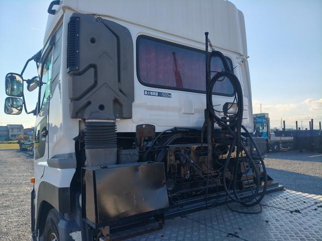 クオン 　トラクタ　走行３７万キロ　第五輪荷重１１５００ｋｇ　ハイルーフ（18枚目）