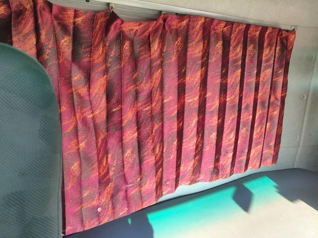 クオン 　トラクタ　走行３７万キロ　第五輪荷重１１５００ｋｇ　ハイルーフ（35枚目）