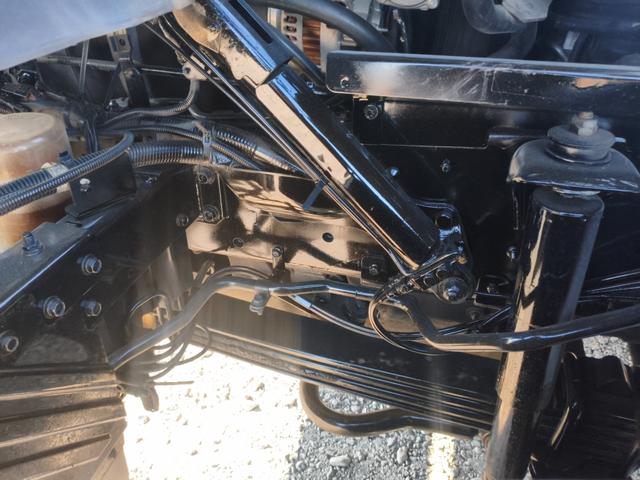 クオン 　トラクタ　走行３７万キロ　第五輪荷重１１５００ｋｇ　ハイルーフ（39枚目）