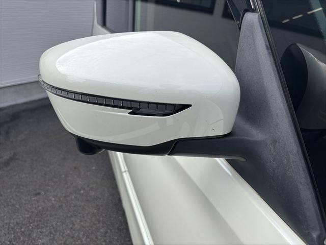 セレナ eパワーハイウェイスターV プロパイロット 純正10インチナビ フリップダウンモニター 両側パワースライドドア レーダークルーズコントロール 本革シート フルセグTV Bluetooth 全周囲カメラ LEDヘッドライト(26枚目)