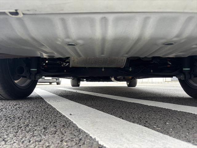 セレナ eパワーハイウェイスターV プロパイロット 純正10インチナビ フリップダウンモニター 両側パワースライドドア レーダークルーズコントロール 本革シート フルセグTV Bluetooth 全周囲カメラ LEDヘッドライト(32枚目)