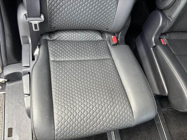 セレナ eパワーハイウェイスターV プロパイロット 純正10インチナビ フリップダウンモニター 両側パワースライドドア レーダークルーズコントロール 本革シート フルセグTV Bluetooth 全周囲カメラ LEDヘッドライト(59枚目)