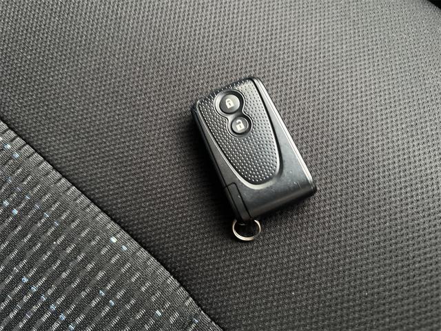 ムーヴ カスタム　Ｘ　バックカメラ　ナビ　ＬＥＤヘッドランプ　スマートキー　アイドリングストップ　電動格納ミラー　ベンチシート　ＣＶＴ　盗難防止システム　ＡＢＳ　アルミホイール　衝突安全ボディ　エアコン　パワーステアリング（9枚目）