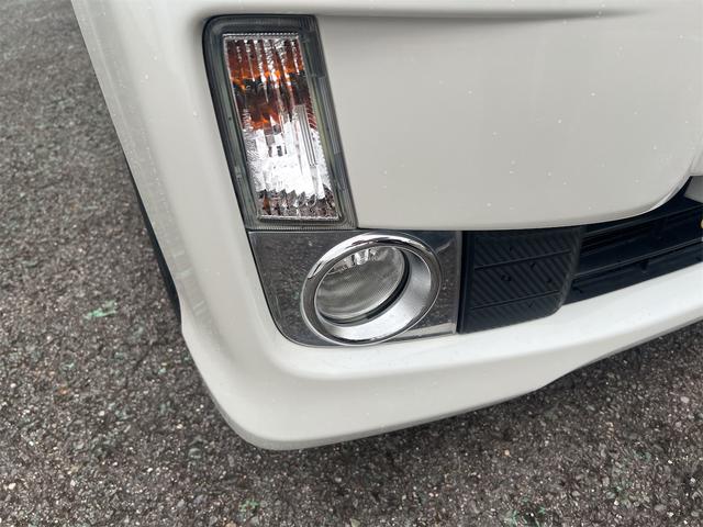 ムーヴ カスタム　Ｘ　バックカメラ　ナビ　ＬＥＤヘッドランプ　スマートキー　アイドリングストップ　電動格納ミラー　ベンチシート　ＣＶＴ　盗難防止システム　ＡＢＳ　アルミホイール　衝突安全ボディ　エアコン　パワーステアリング（16枚目）