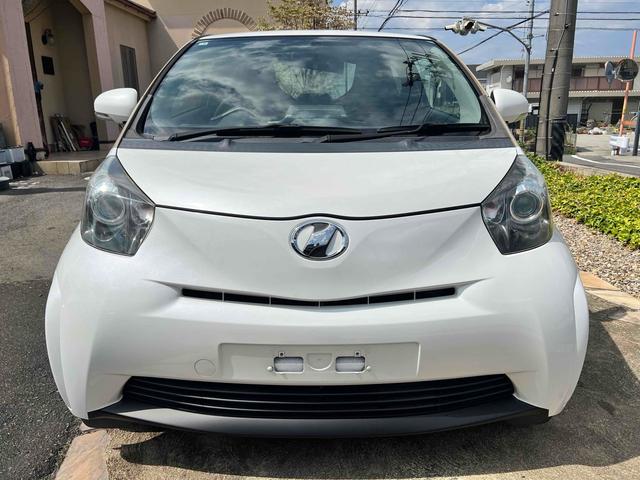 ｉＱ １００Ｘ　２シーター　ＥＴＣ　ナビ　ＴＶ　アルミホイール　キーレスエントリー　電動格納ミラー　ＣＶＴ　衝突安全ボディ　ＡＢＳ　ＥＳＣ　ＣＤ　エアコン　パワーステアリング　パワーウィンドウ（11枚目）