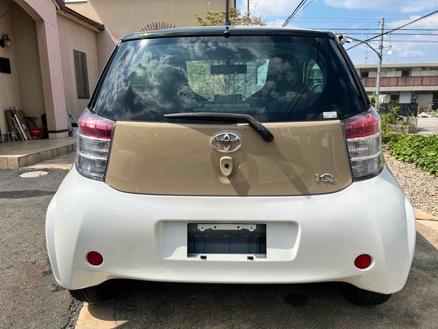 ｉＱ １００Ｘ　２シーター　ＥＴＣ　ナビ　ＴＶ　アルミホイール　キーレスエントリー　電動格納ミラー　ＣＶＴ　衝突安全ボディ　ＡＢＳ　ＥＳＣ　ＣＤ　エアコン　パワーステアリング　パワーウィンドウ（15枚目）